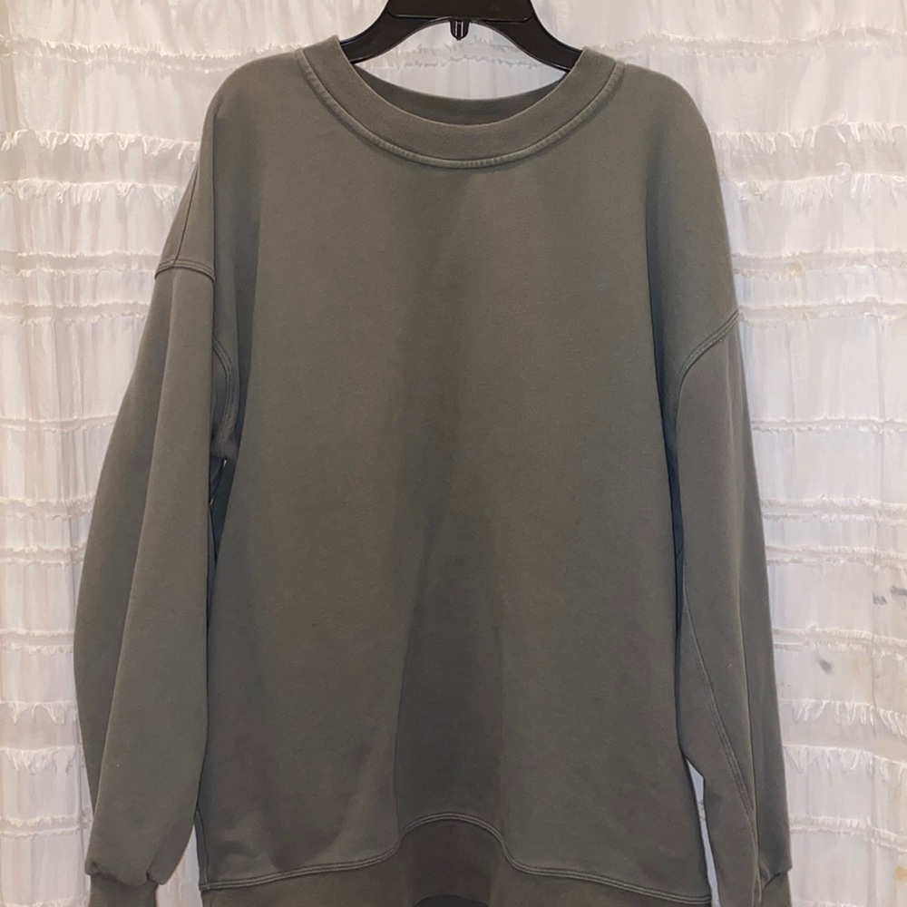 lululemon athletica perfectly oversized crew